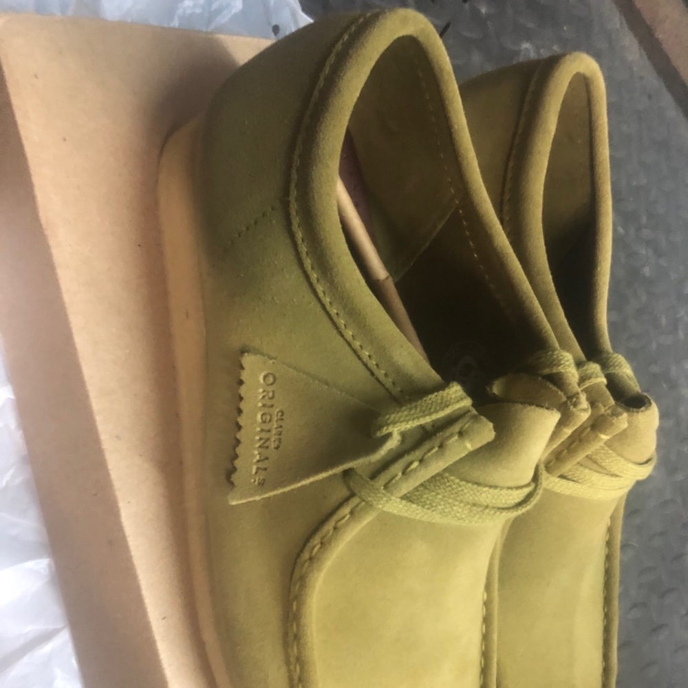 Men’s Clark Wallabees Size 12M